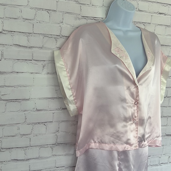 Val•Mode Lingerie pink satin sleep wear set size large - Picture 4 of 17